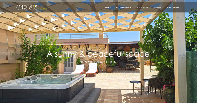 CHRISI'S HOUSE MIRES